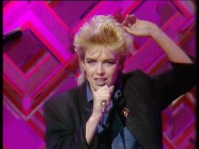 Kim Wilde Dancing In The Dark (Crackerjack, Live 1983)